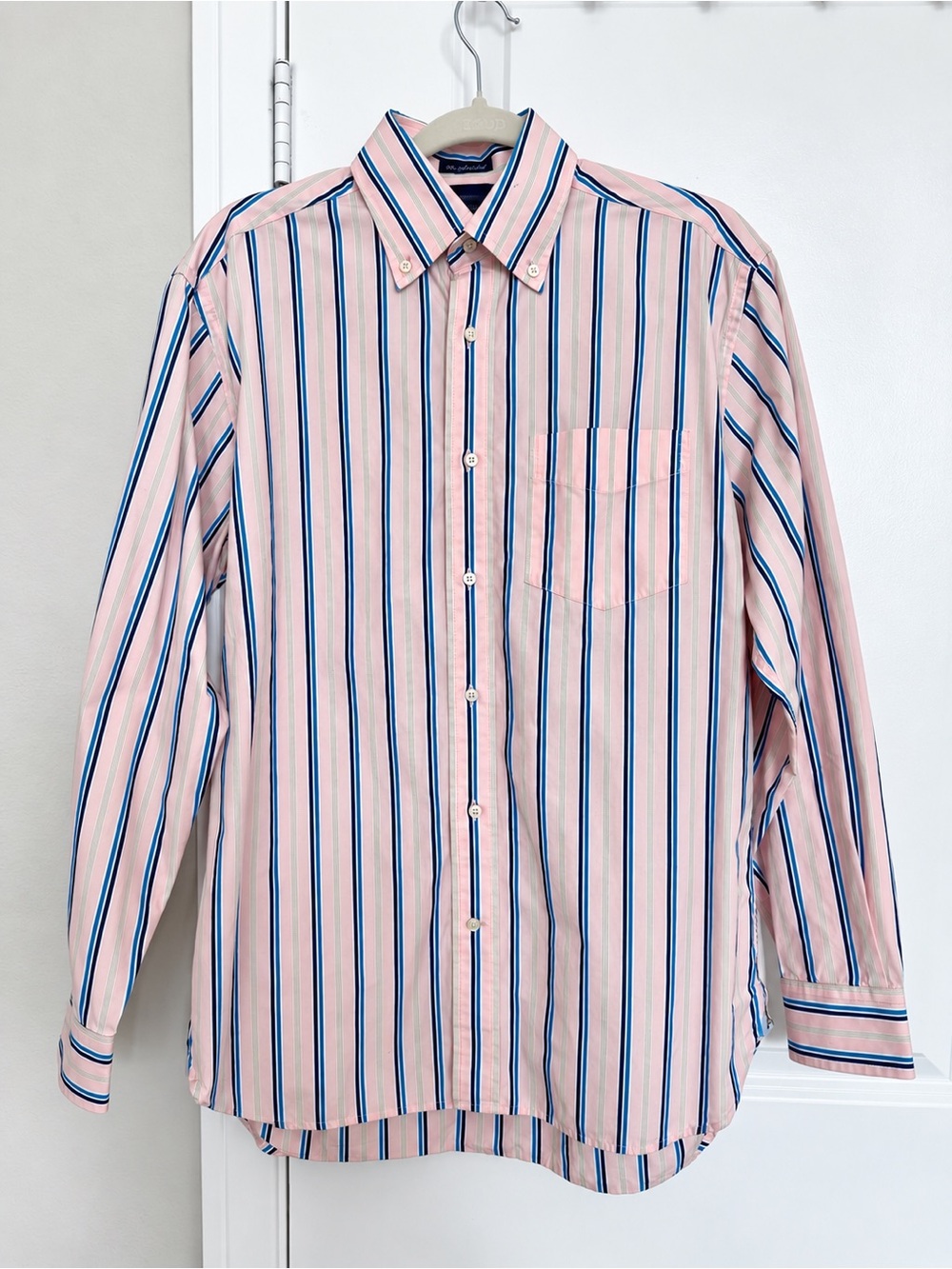 VTG Tommy Hilfiger Men's S Button-Down Stripe Shirt in Pink and Blue Preppy